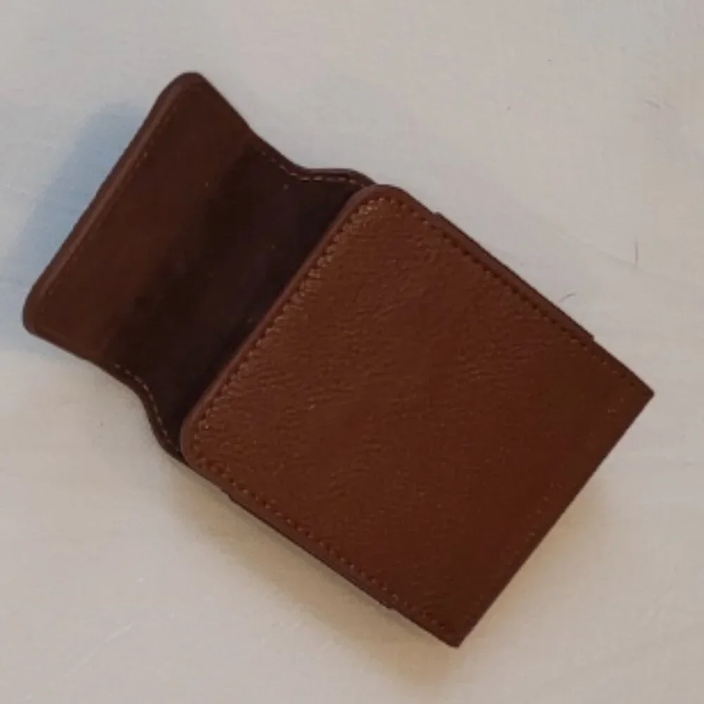 Brown Magnetic Clip-on Leather Bag Case Belt Clip Holder Holster Wallet - Picture 2 of 5